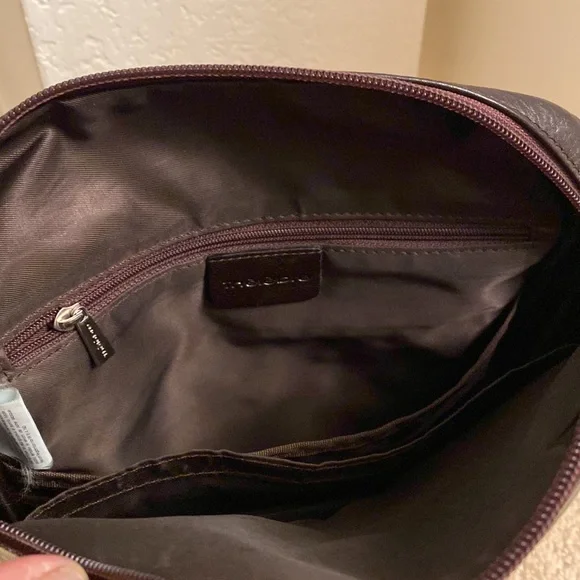 ThelebreParis Leather/ Nylon Hebrew Crossbody handbag